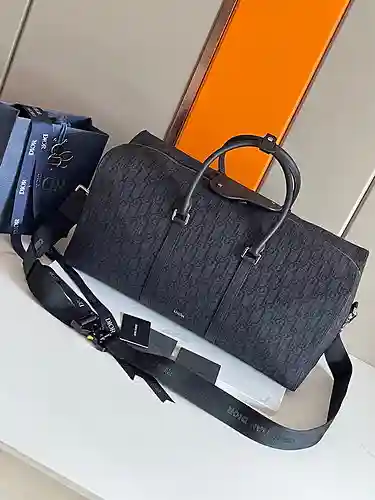 La bolsa de viaje DI Dijia utiliza cuero original importado de primera calidad, versión réplica de a