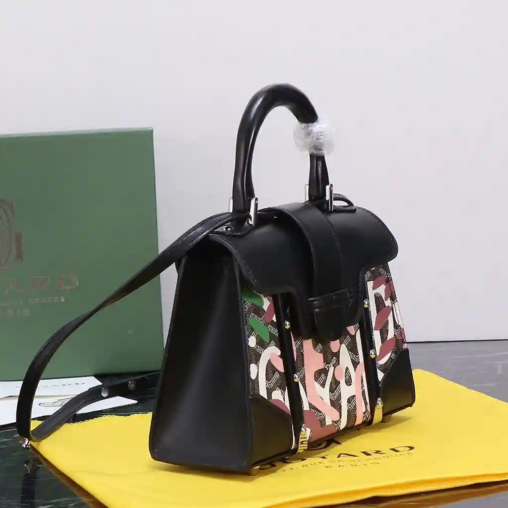 KK01950 (6).webp