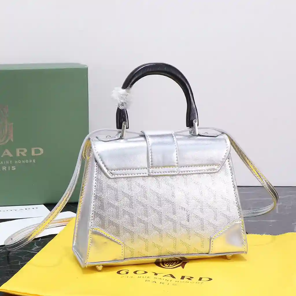 KK01950 (7).webp