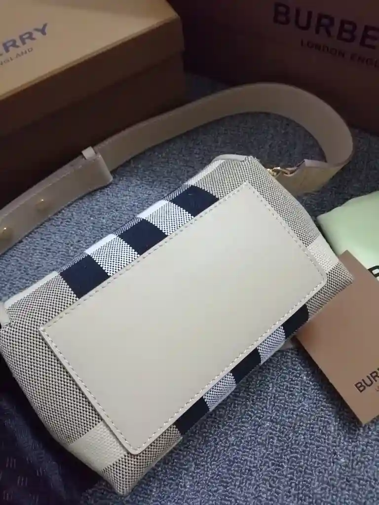 KK04650 (3).webp