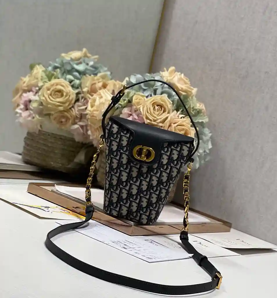 KK05250 (2).webp