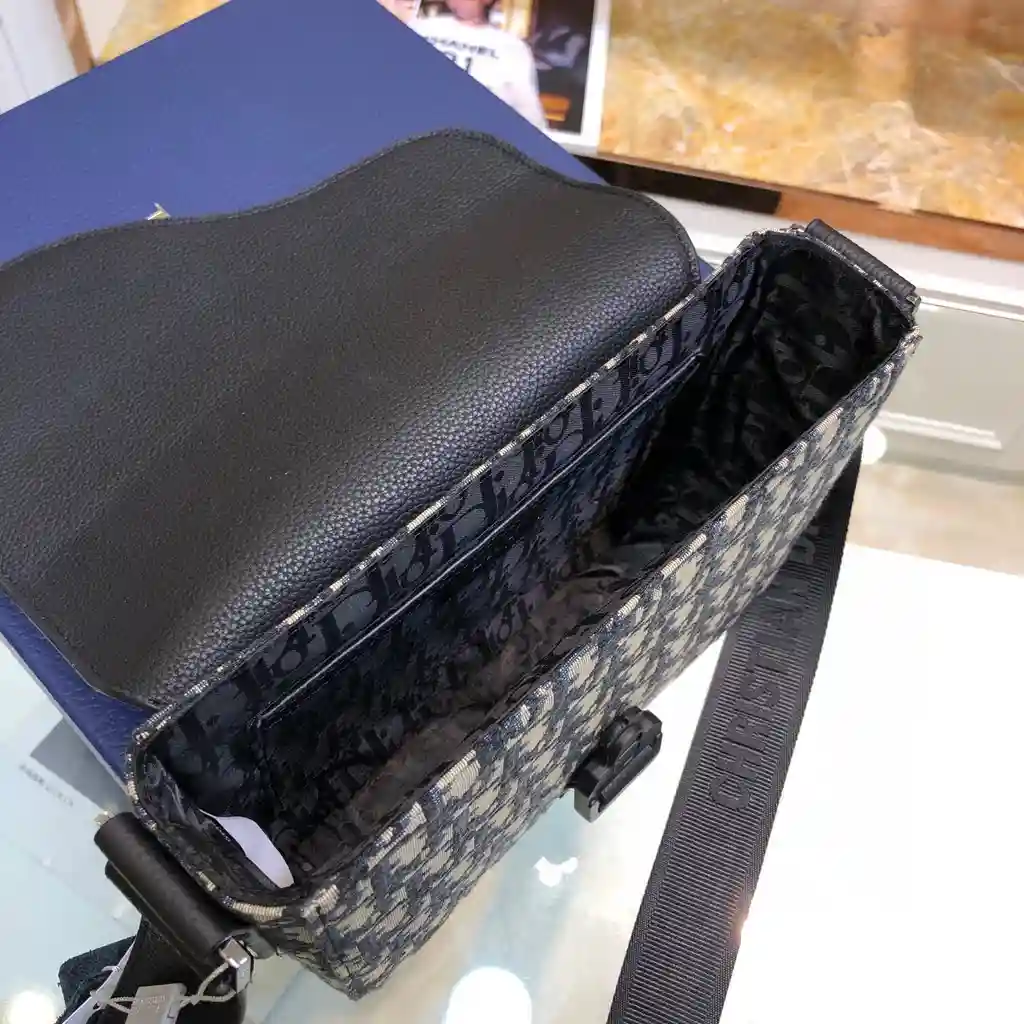 KK04450 (5).webp