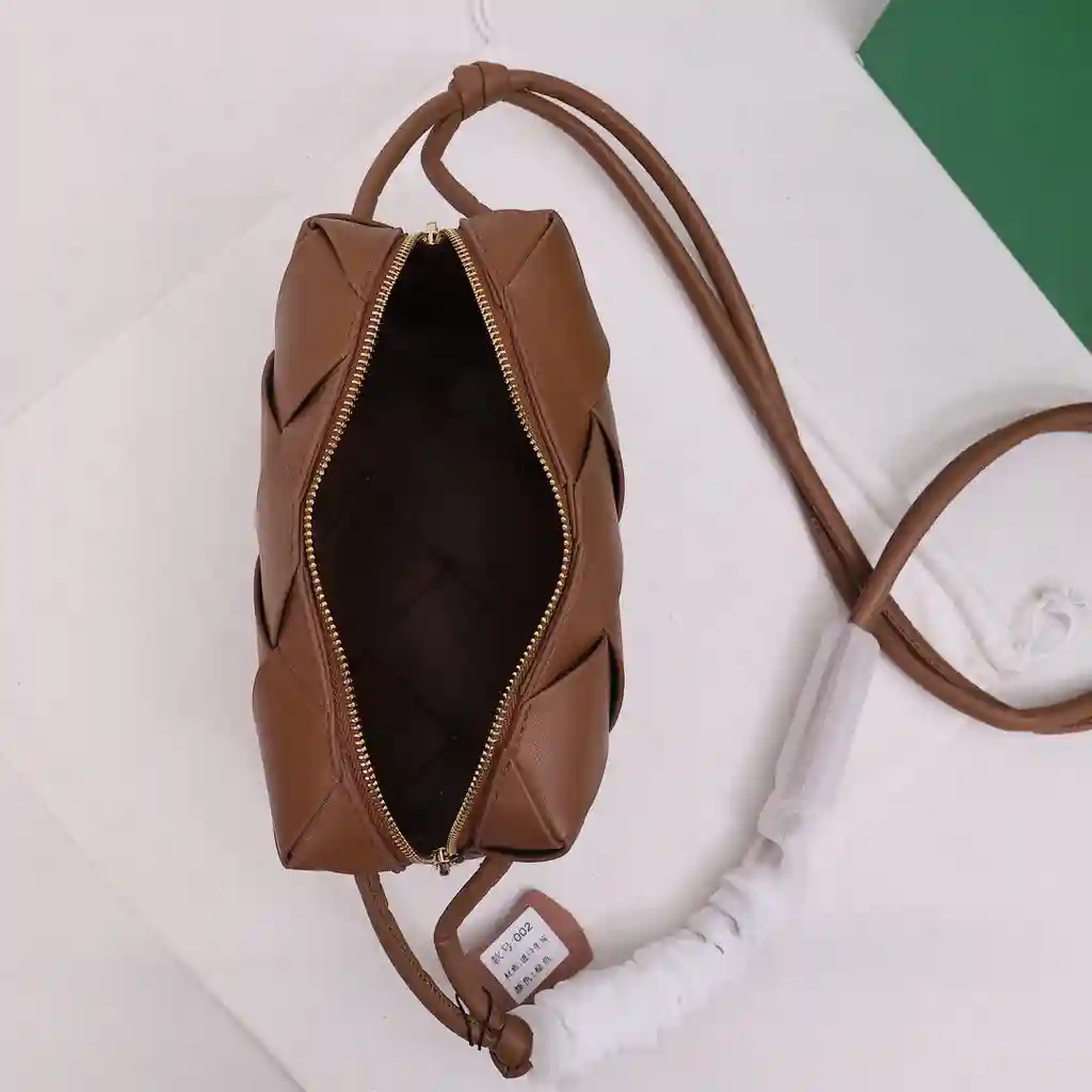 KK02250 (12).webp