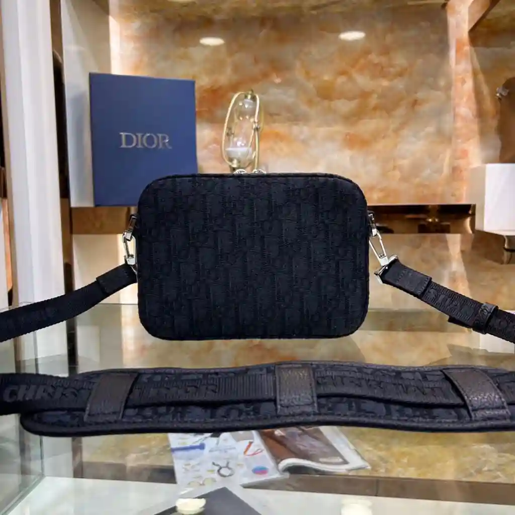KK04050 (3).webp