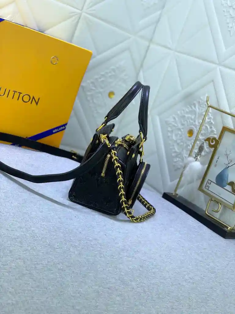 KK02050 (15).webp