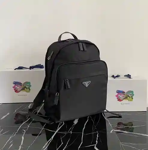 Mochila para hombre PRA@DA Fabricada en cuero original importado de primera calidad Versión réplica 