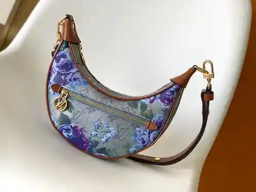 Bolso axila LL, fabricado en piel de vacuno original importada, alta calidad, entrega en bolsa regal