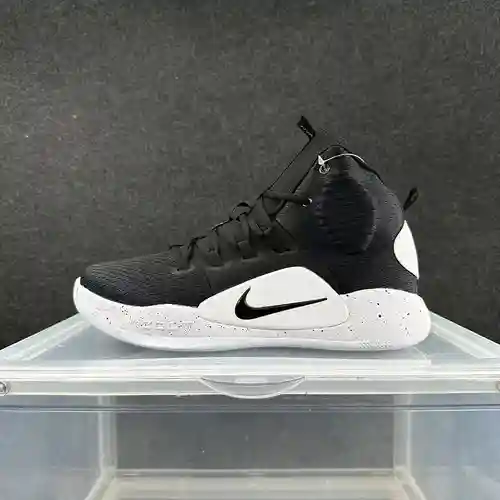 Blanco y negro 40-46