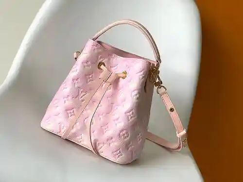 LL Bucket Bag Elaborado en piel de vacuno original importada, alta calidad, entrega en bolsa de rega