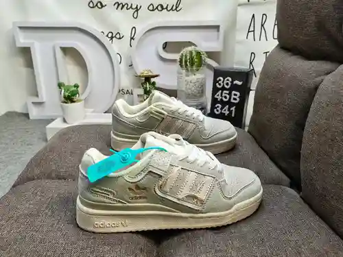 341DAdidas Forum 84 Zapatillas deportivas informales de moda, versátiles, de caña baja y caña baja. 