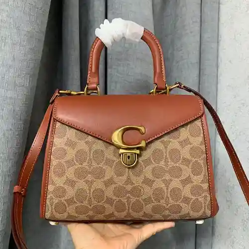 El bolso coa está hecho de piel de vaca original importada, calidad de alta gama, entrega en factura