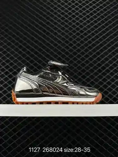 2 Zapatos infantiles FENTY