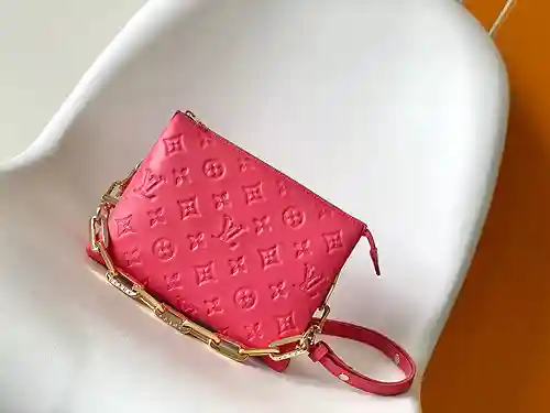 Bolso bandolera LL, elaborado en piel vacuna original importada, alta calidad, entrega en bolsa rega