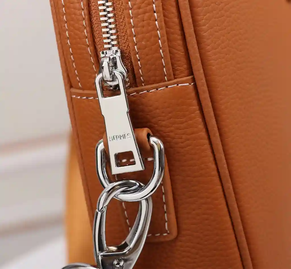 RE004550 (3).webp