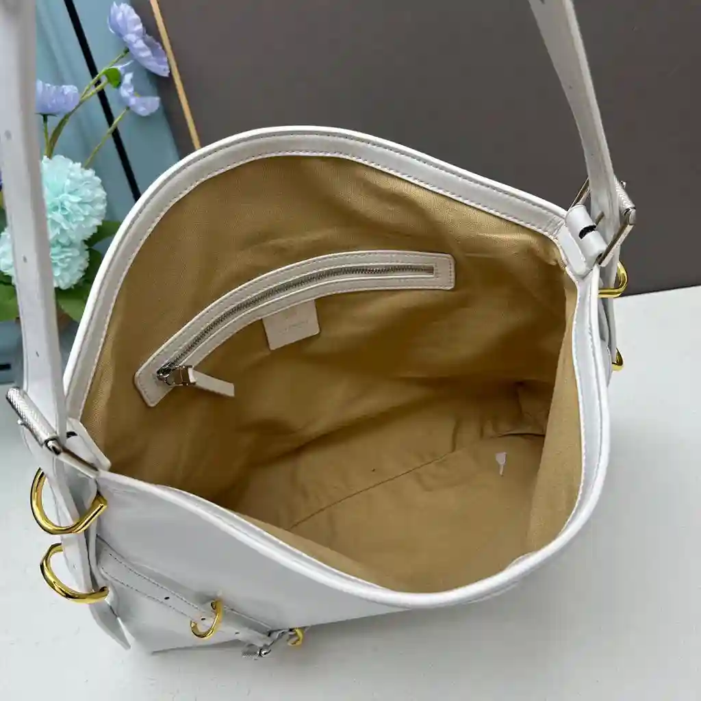 KK03350 (4).webp