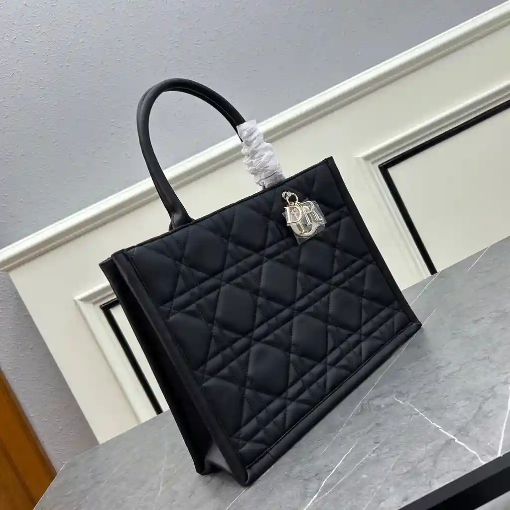 KK02450 (14).webp