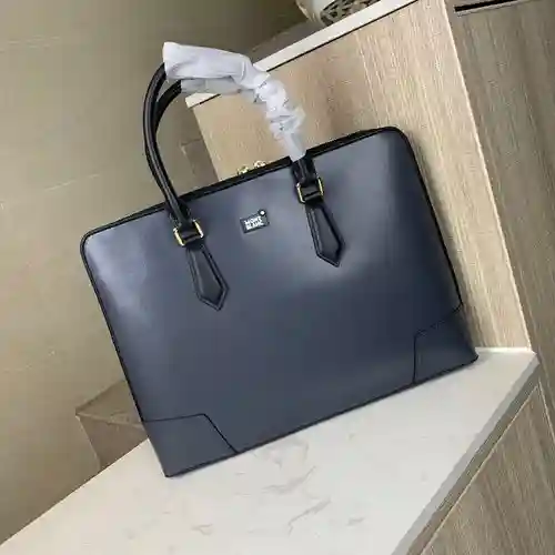 Maletín para caballero, fabricado en cuero original importado de primera calidad, versión réplica de