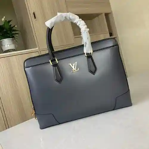 Maletín para caballero, fabricado en cuero original importado de primera calidad, versión réplica de