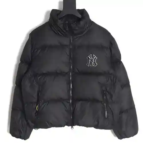 Chaqueta corta de plumas MLB New York Yankees con logo grande bordado