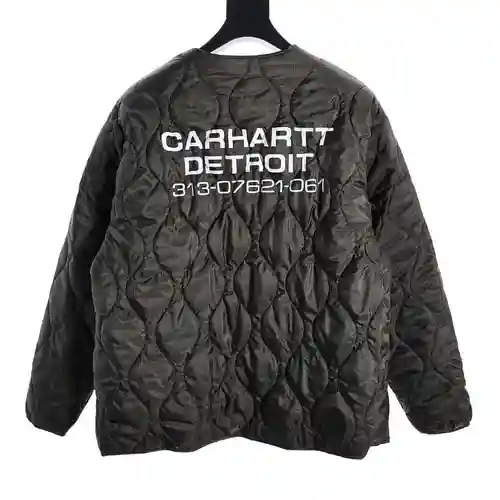 Carhartt Wip chaqueta clásica de algodón de estilo militar.