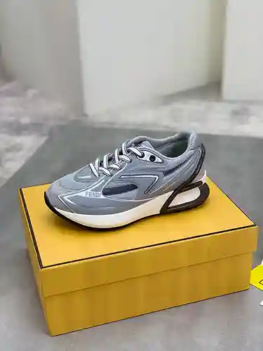 Fendi Pareja Código de Modelo: 1201C50 Talla: 35-44