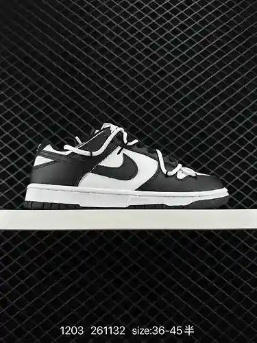 6 zapatos de skate Futura x Nike Dunk Low deconstruidos con cordones. Este par de sistemas de cordon