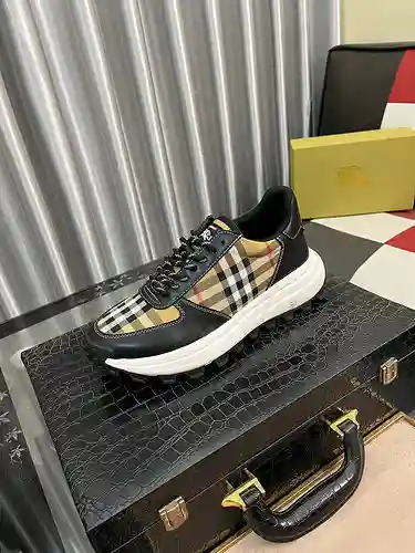 Zapatos de hombre Burberry Código: 1203B60 Talla: 38-44