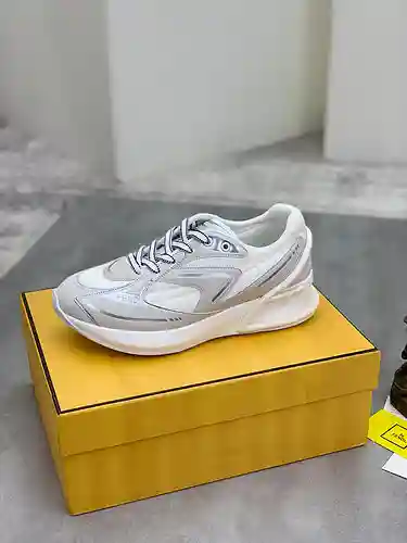 Fendi Pareja Código de Modelo: 1201C50 Talla: 35-44