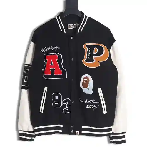Chaqueta de béisbol con bordado de felpa y estampado de elementos BA*PE