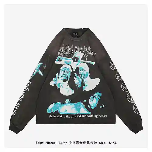 Saint*Michael 23Fw manga larga con estampado de monja y dedo medio