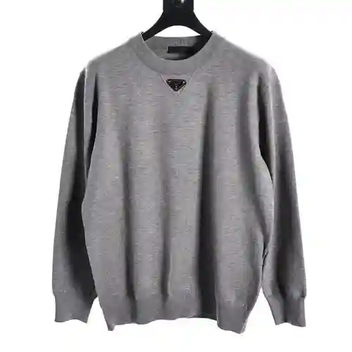 Jersey de cuello redondo con cuello triangular PRA*DA