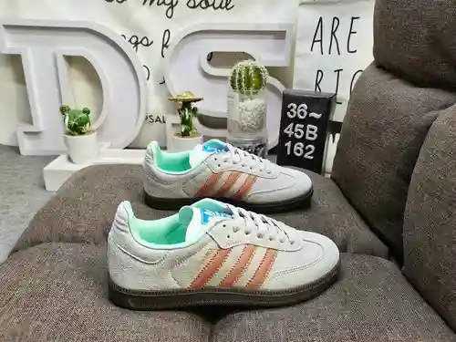 162DAdidas originals Busenitz Vulc adidas Casi 70 años de originales clásicos hechos de gamuza, horm