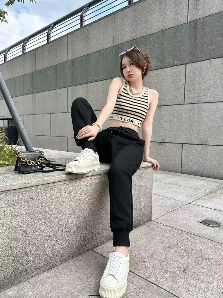 cd641f9697e9eebda06468d04d8de83.webp
