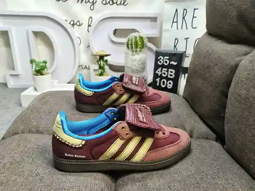 109DAdidas Originals Street Samba "Savannah" Zapatillas deportivas de entrenamiento moral 