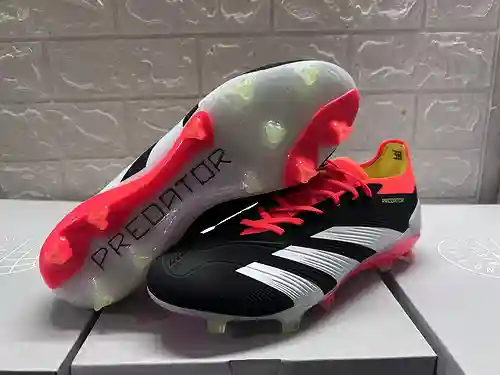 Arrival) Adidas Falcon 24th generation fully knitted high-top FG football shoes with laces PREDATOR 