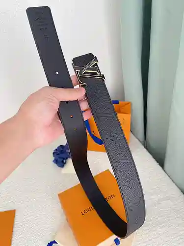 Hebilla de acero fundido de una sola pieza genuina.