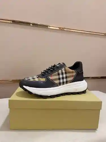 Zapatos de hombre Burberry Código: 1205B60 Talla: 38-44