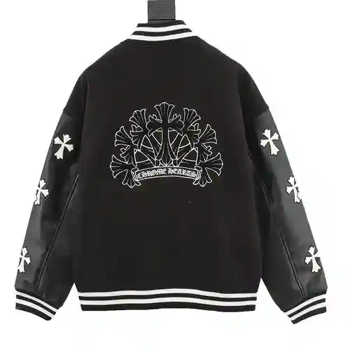 Chaqueta estilo béisbol con patchwork y mangas de cuero con letras bordadas y cruzadas CH