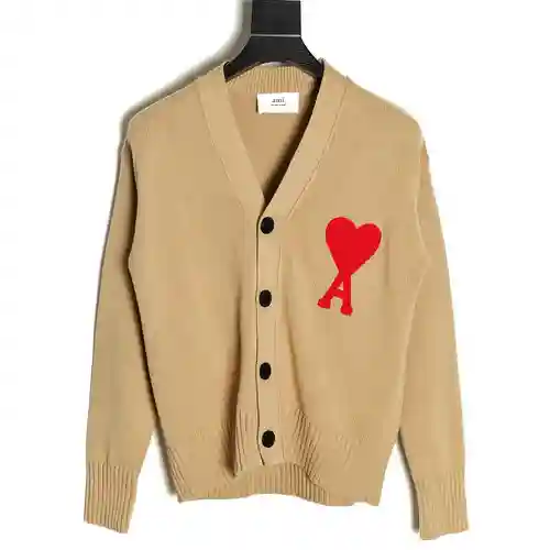 Cárdigan estilo suéter con bordado love de AMI*RI 21FW