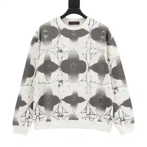 Sudadera con cuello redondo y trébol de cuatro hojas 1V