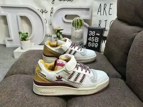 599DAdidas Forum 84 Zapatillas deportivas informales de moda, versátiles, de caña baja y caña baja. 