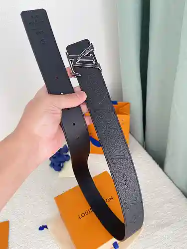 Hebilla de acero fundido de una sola pieza genuina.