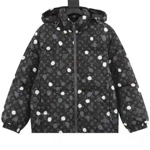 1V x Yayoi Kusama 2023 Chaqueta de plumas de lunares conjunta Yayoi Kusama