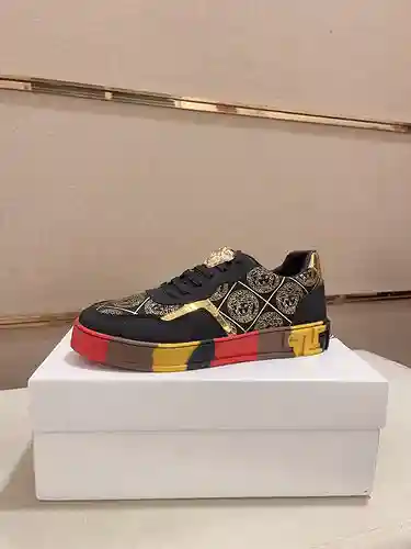 Zapatos de hombre Versace Código: 1205B30 Talla: 38-44 (se puede personalizar a 45, no reembolsable)