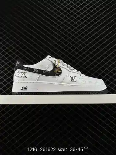 Las zapatillas informales de caña baja Nike Air Force Low Air Force 1 crean una versión pura de la F