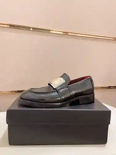 Zapatos de hombre Dolce & Gabbana Código: 1216D40 Talla: 38-44 (45 se puede personalizar)