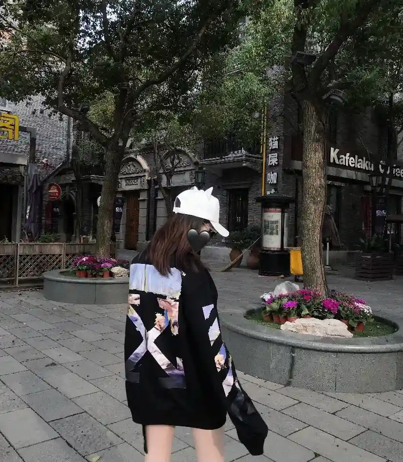 585.webp