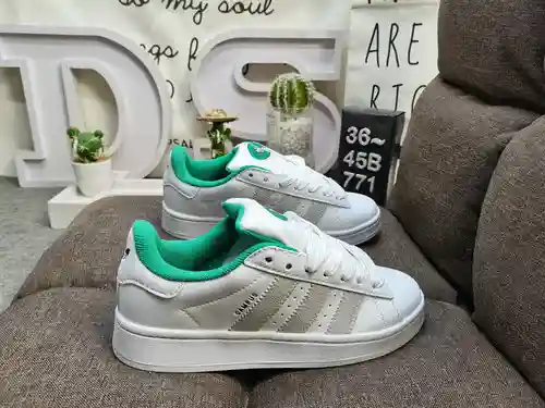 ¡Los elementos de la cultura hip-hop de Tokio 771D crean la serie TOKYO ENERGY! Zapatillas deportiva