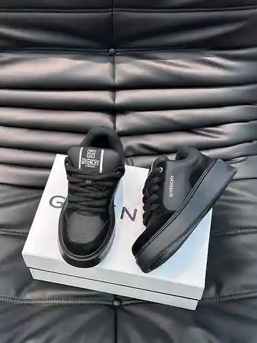 Zapatos de hombre Givenchy Código: 1210B80 Talla: 39-44 (38, 45 personalizado)