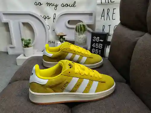 ¡Los elementos de la cultura hip-hop de 951D Tokyo crean la serie TOKYO ENERGY! Zapatillas deportiva